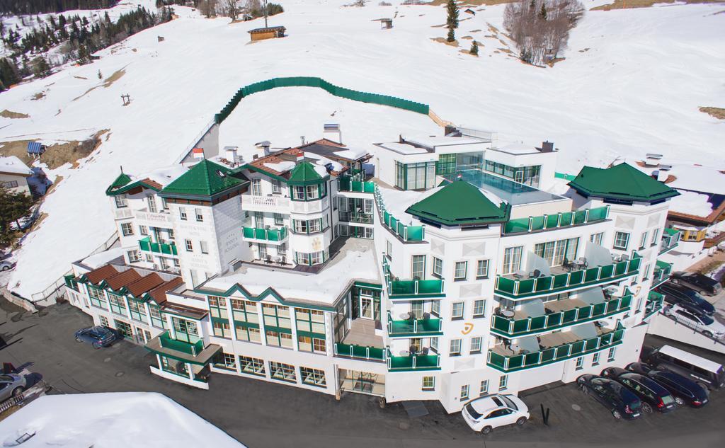Hotel Jennys Schloessl سيرفاوس المظهر الخارجي الصورة