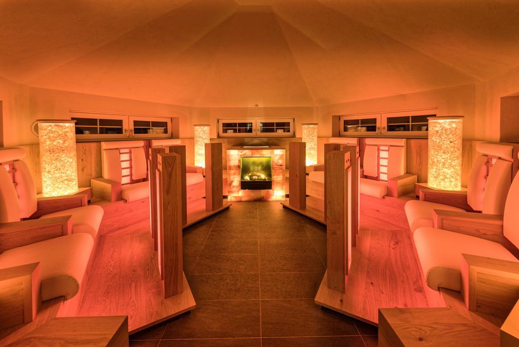 Hotel Jennys Schloessl سيرفاوس المظهر الخارجي الصورة