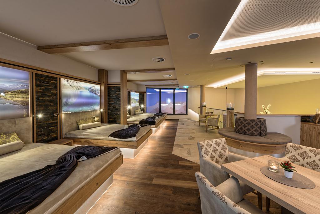 Hotel Jennys Schloessl سيرفاوس المظهر الخارجي الصورة