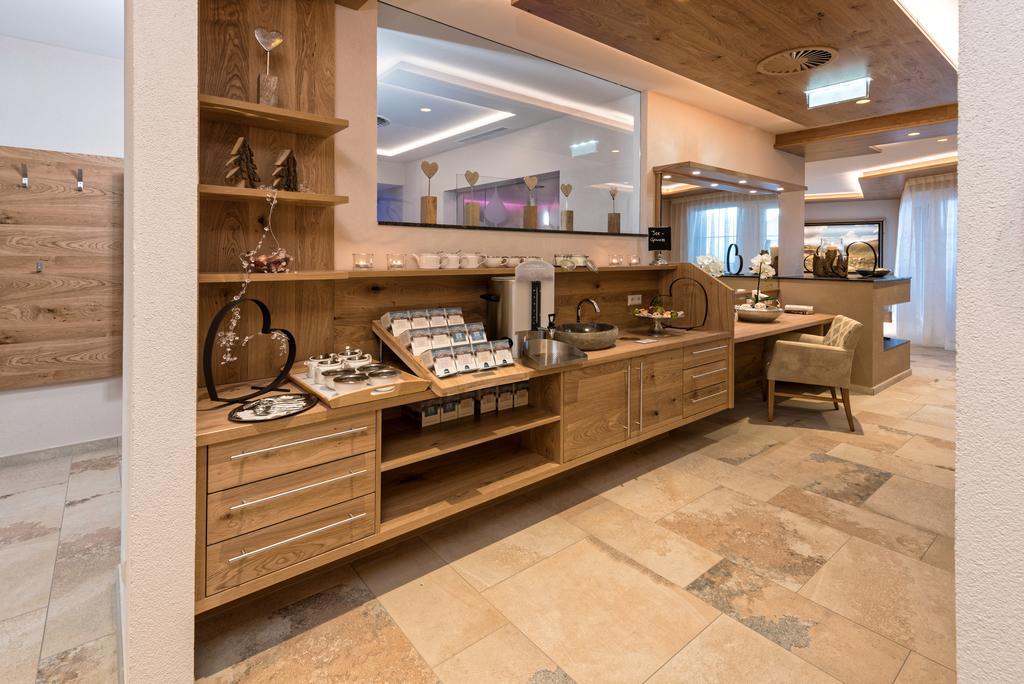 Hotel Jennys Schloessl سيرفاوس المظهر الخارجي الصورة